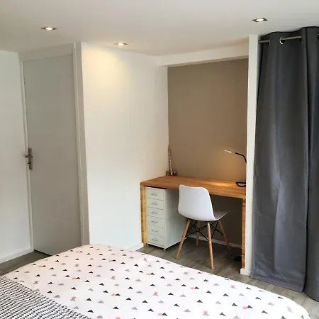 House With 4 Bedrooms In Biarritz With Enclosed Garden And Wifi 1 Km From The Beach فيلة *