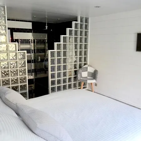 House With 4 Bedrooms In Biarritz With Enclosed Garden And Wifi 1 Km From The Beach فيلة بياريتز