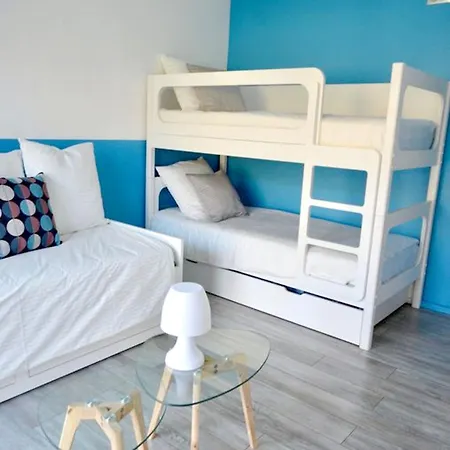 House With 4 Bedrooms In Biarritz With Enclosed Garden And Wifi 1 Km From The Beach فيلة *