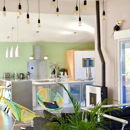 House With 4 Bedrooms In Biarritz With Enclosed Garden And Wifi 1 Km From The Beach فيلة بياريتز