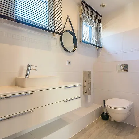 فيلة House With 4 Bedrooms In Biarritz With Enclosed Garden And Wifi 1 Km From The Beach *