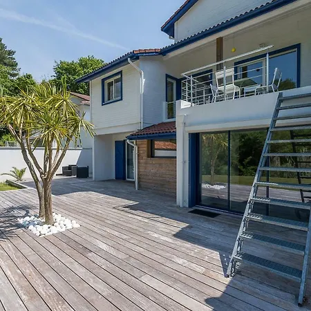 House With 4 Bedrooms In Biarritz With Enclosed Garden And Wifi 1 Km From The Beach فيلة بياريتز